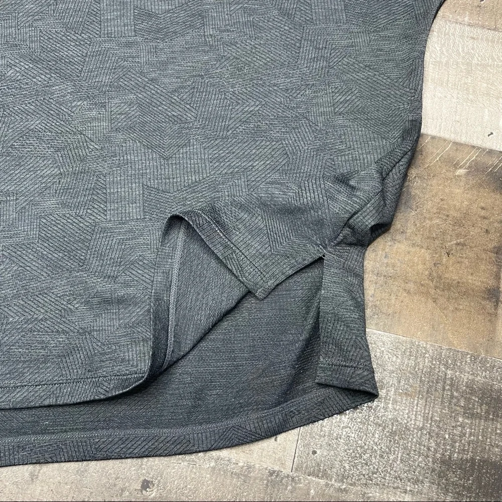 Nike Dri Fit Active Short Sleeve Top size XS